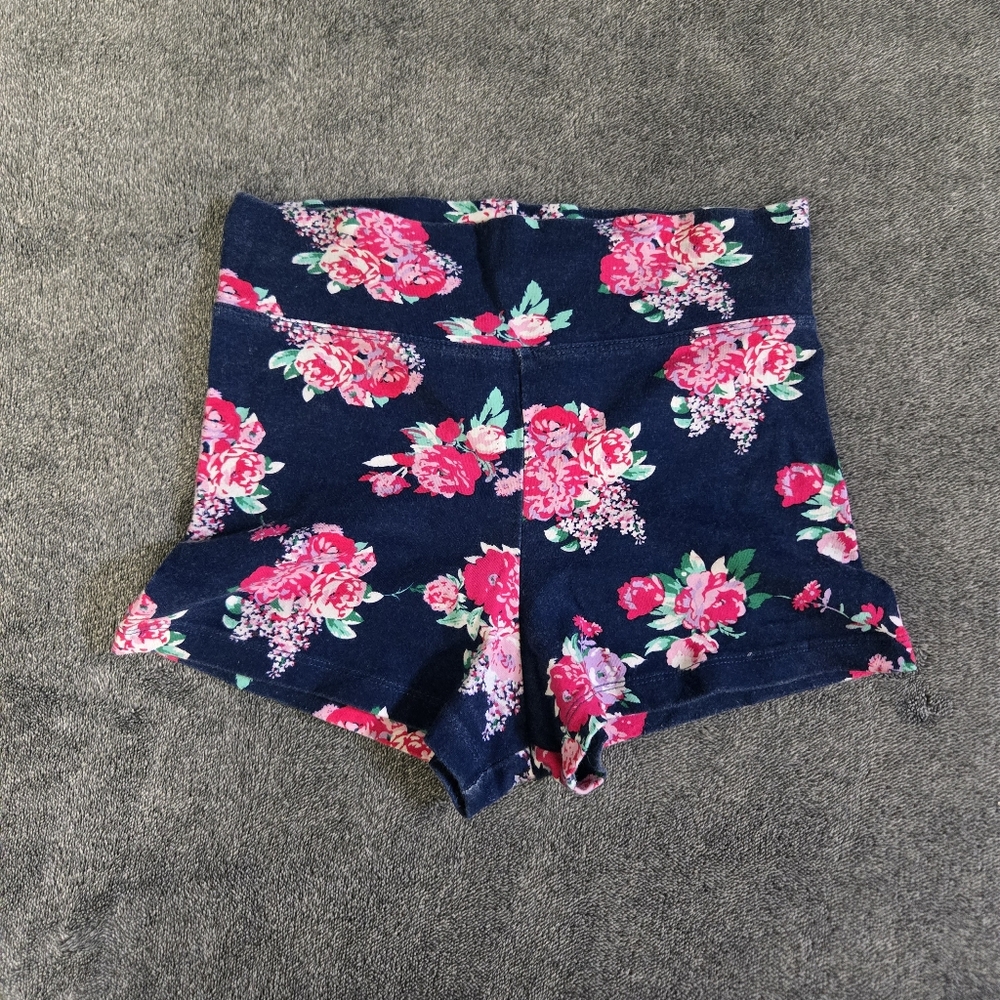 🔺️2 For $8 Floral Shorts